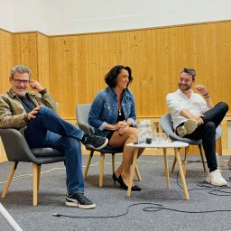 Zábava - Radim Fiala - Eva Čížkovská a Patrik Stoupa - Yellow Pro - Stehelčeves - 4 2025